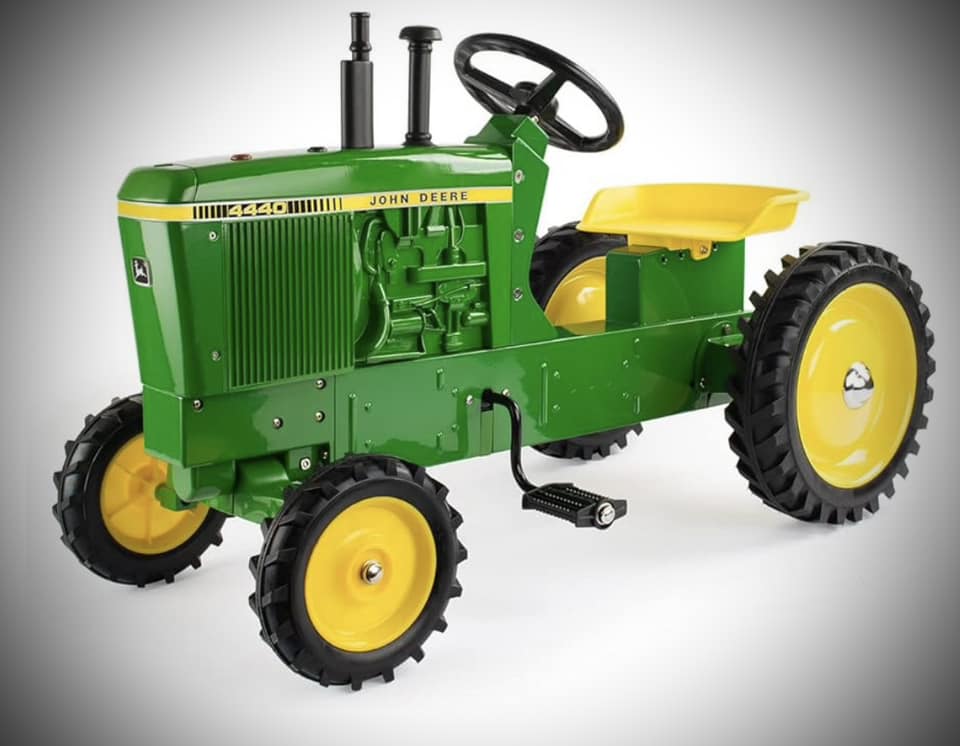 Tracteurs à pédales John Deere 4440