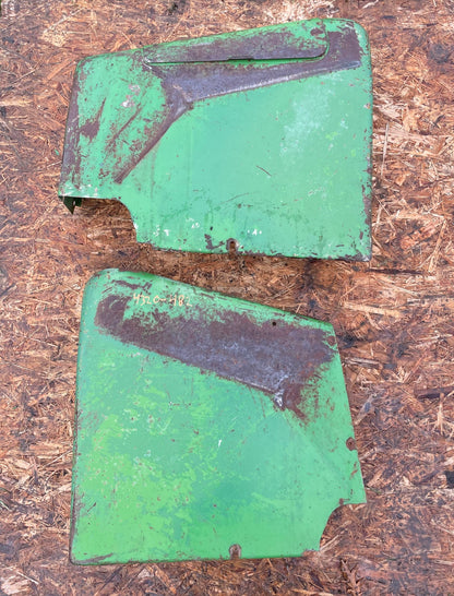 2 Tôle latérale Droite et Gauche John Deere 4320