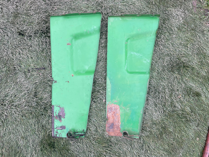 Tôle latérale Gauche John Deere 4555 4640 4650 4755 4840 4850 4955